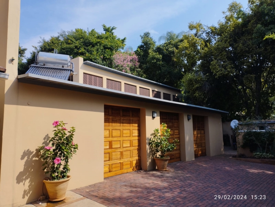 5 Bedroom Property for Sale in Cashan North West